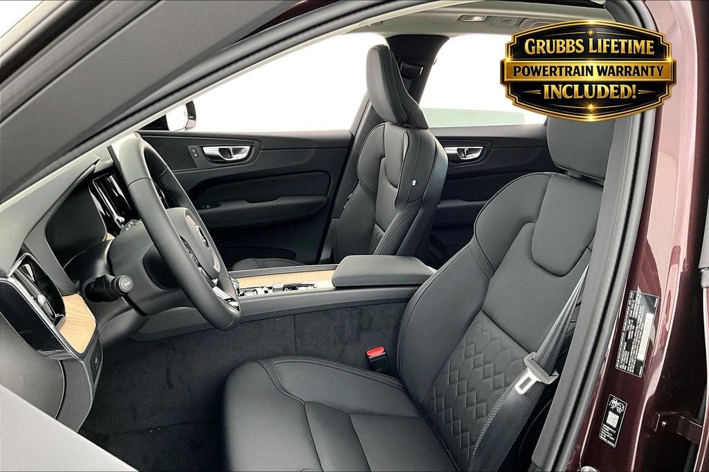 2026 Volvo XC60 B5 Plus