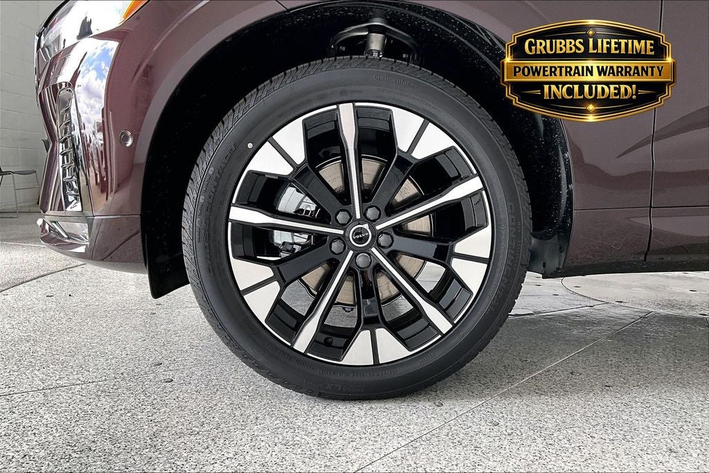 2026 Volvo XC60 B5 Plus