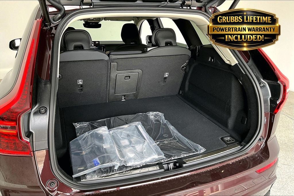 2026 Volvo XC60 B5 Plus