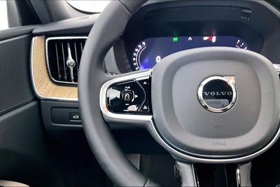 2026 Volvo XC60 B5 Plus