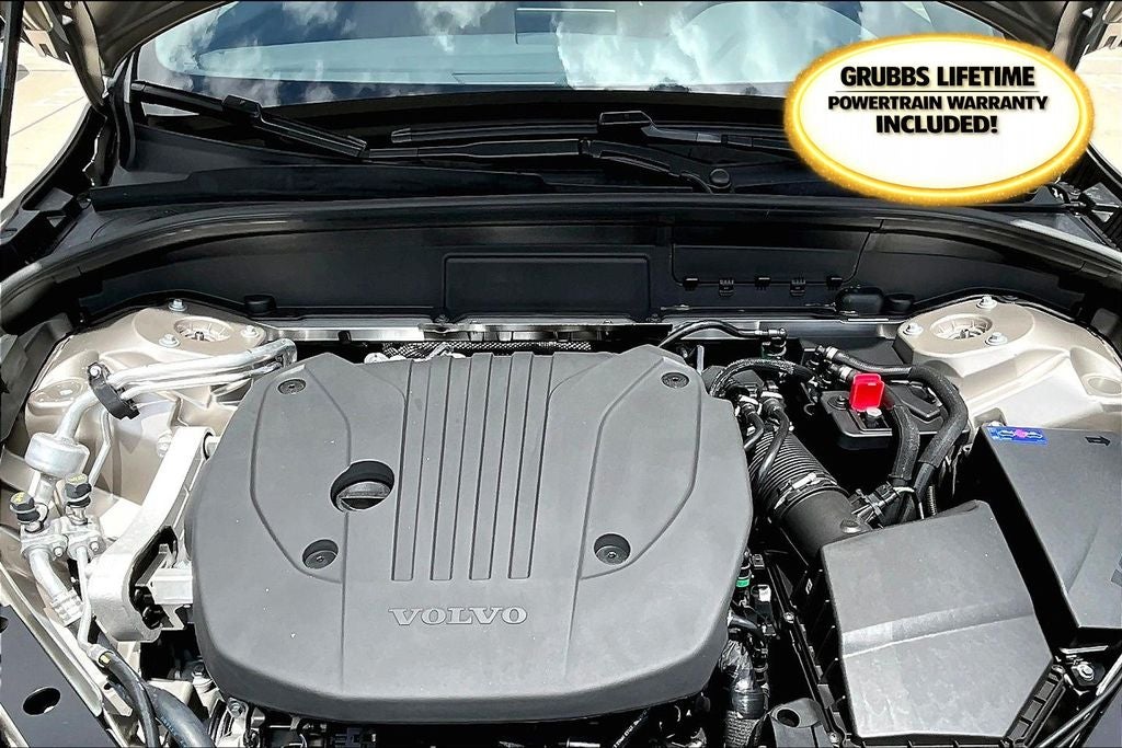 2026 Volvo XC60 B5 Plus