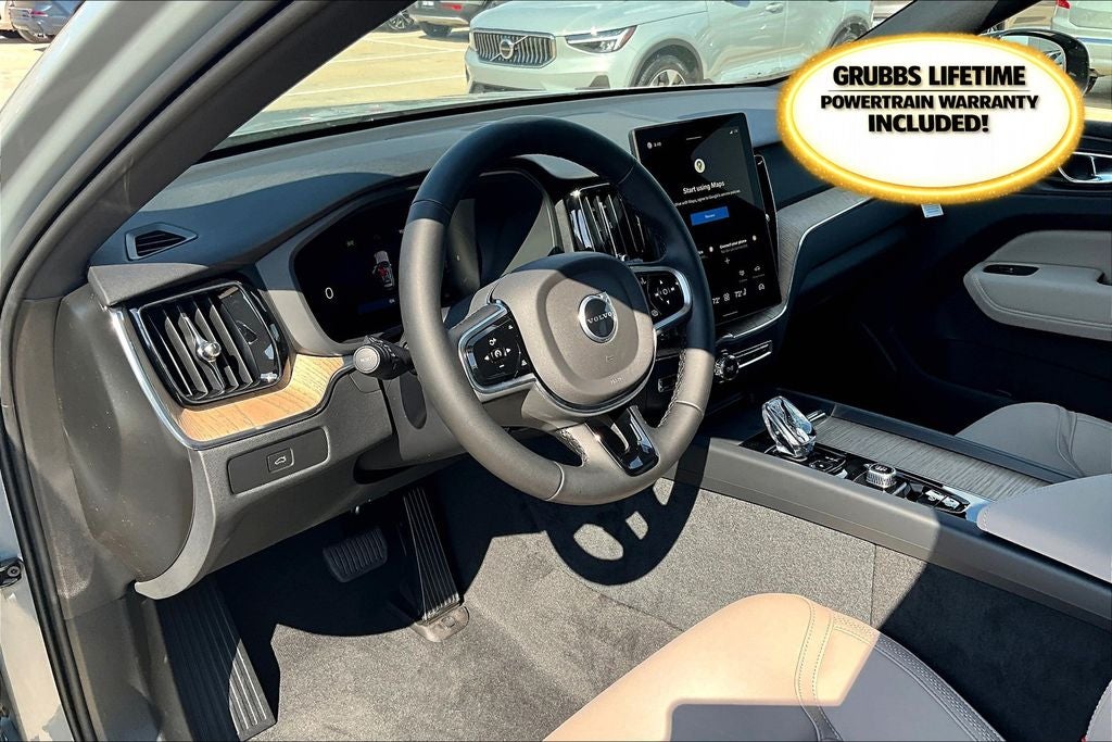 2026 Volvo XC60 B5 Plus