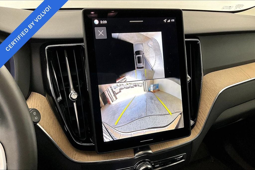 2026 Volvo XC60 B5 Plus