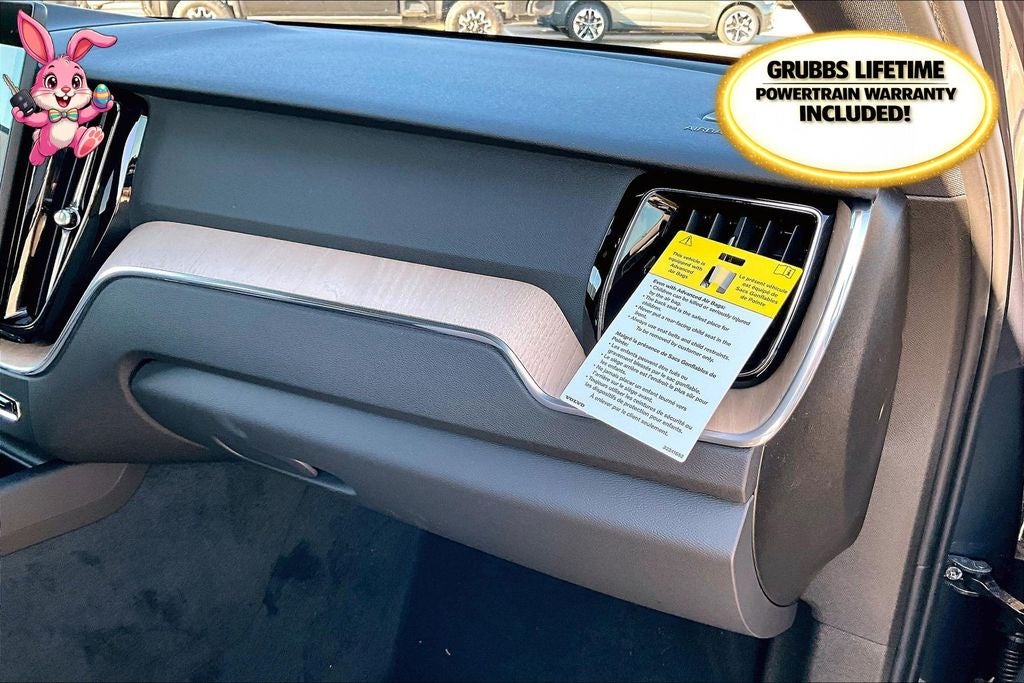 2026 Volvo XC60 B5 Plus