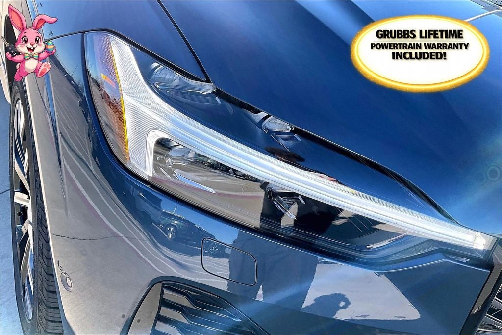 2026 Volvo XC60 B5 Plus