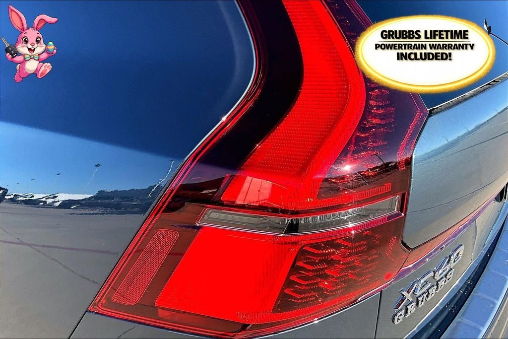 2026 Volvo XC60 B5 Plus