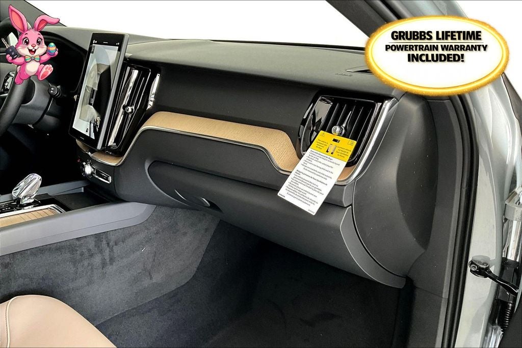 2026 Volvo XC60 B5 Plus