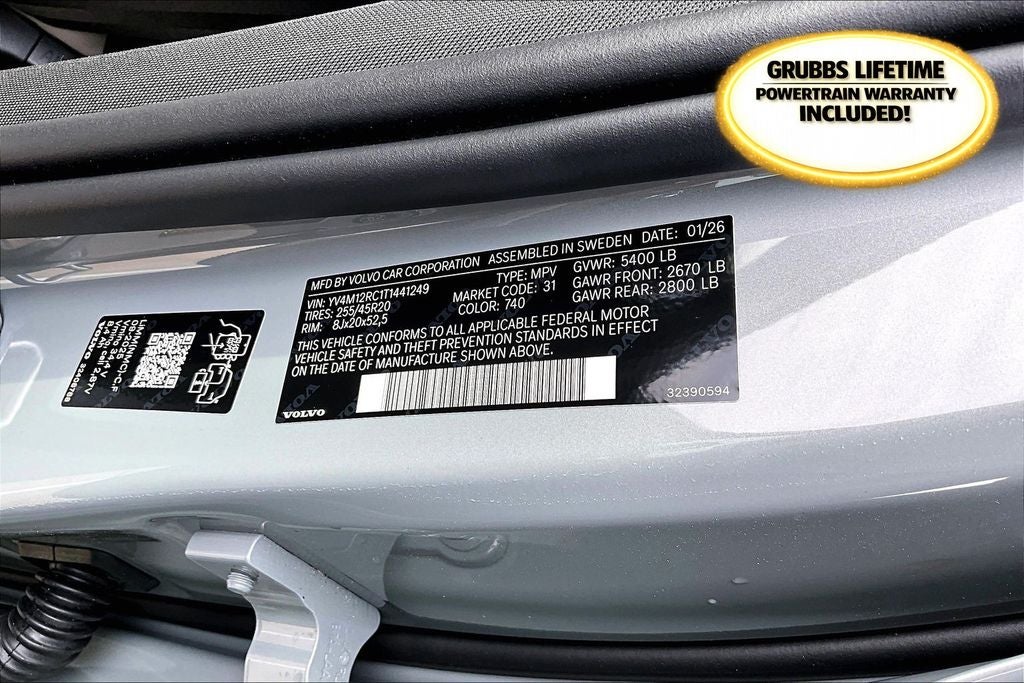 2026 Volvo XC60 B5 Plus