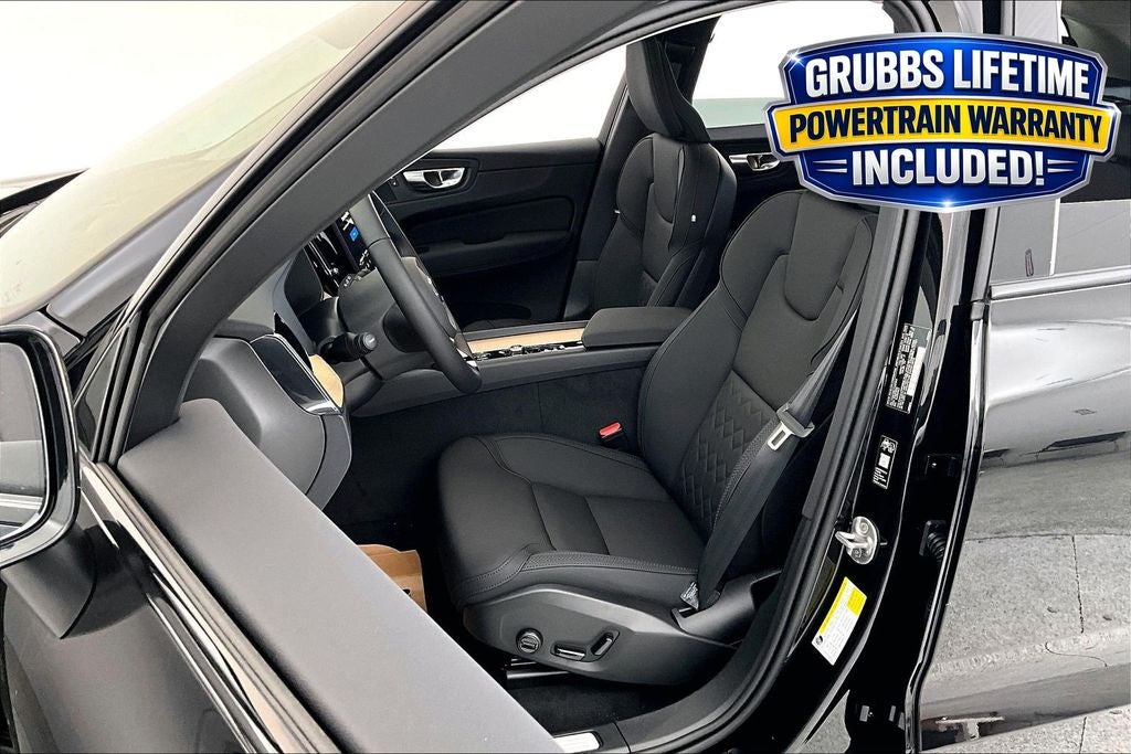 2026 Volvo XC60 B5 Plus