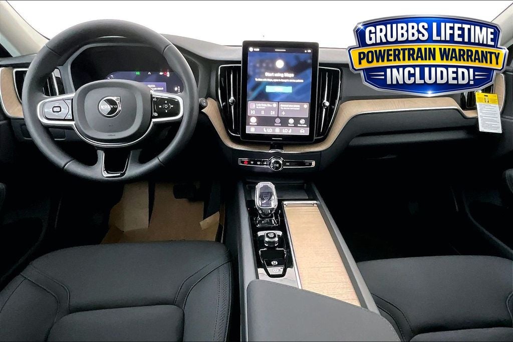 2026 Volvo XC60 B5 Plus