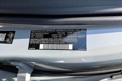 2026 Volvo XC60 B5 Plus