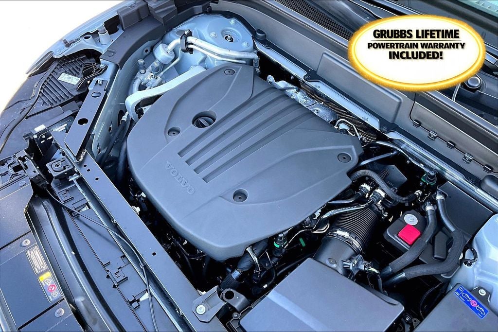 2026 Volvo XC60 B5 Plus