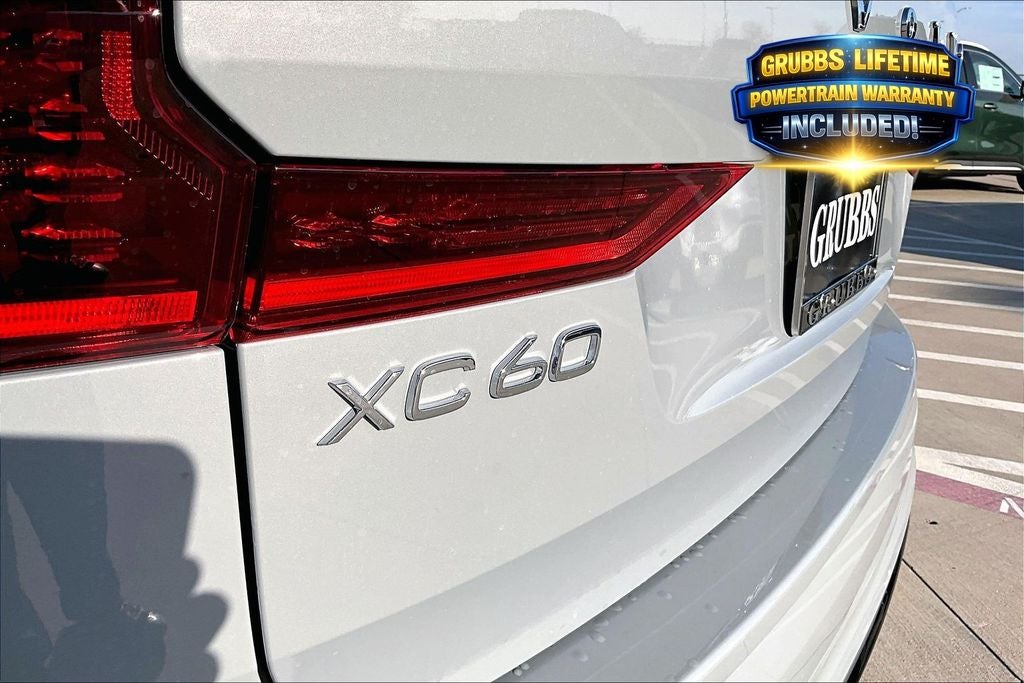 2026 Volvo XC60 B5 Plus