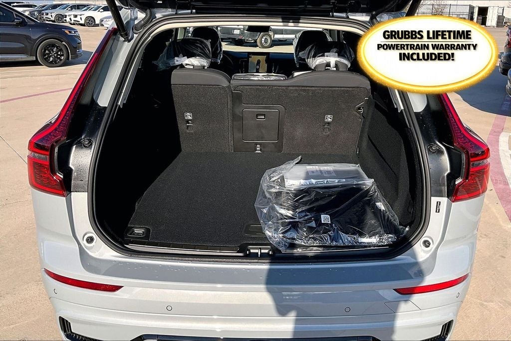 2026 Volvo XC60 B5 Plus