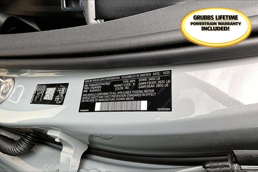 2026 Volvo XC60 B5 Plus