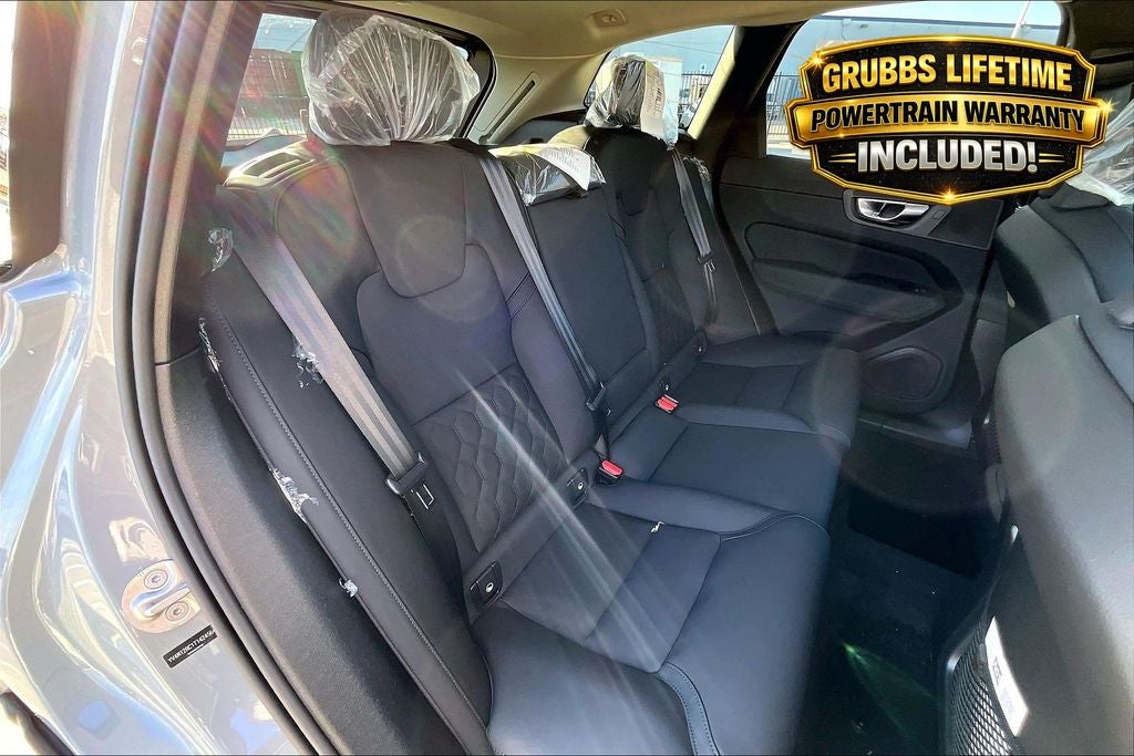 2026 Volvo XC60 B5 Plus