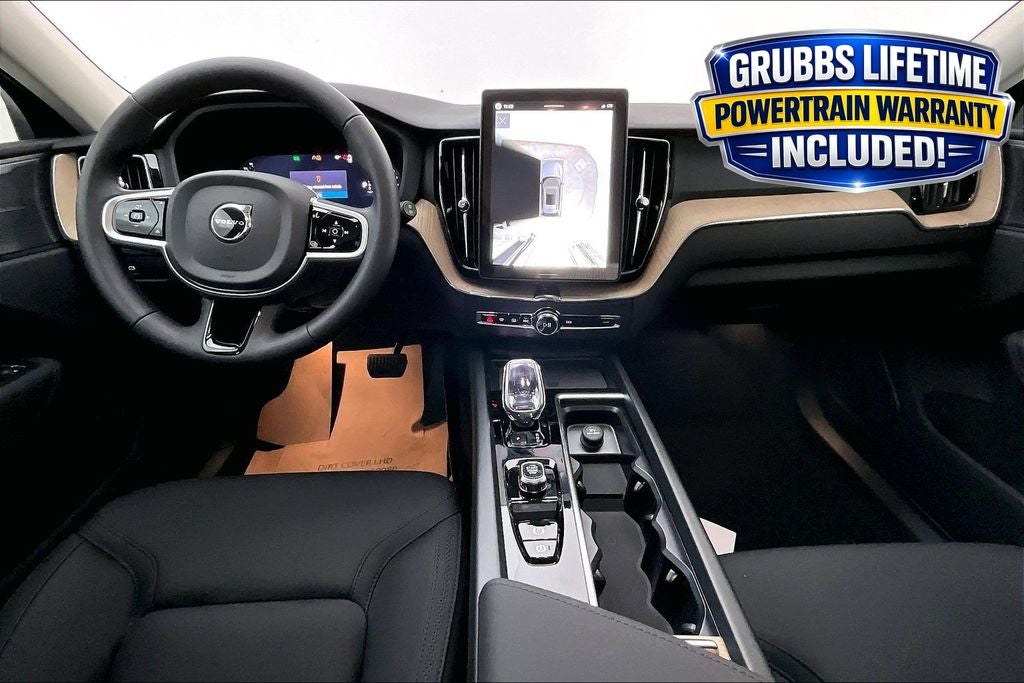 2026 Volvo XC60 B5 Plus