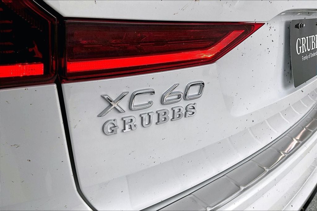 2026 Volvo XC60 B5 Plus