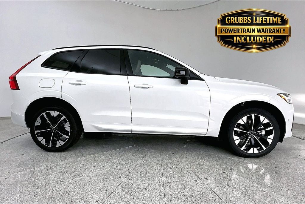 2026 Volvo XC60 B5 Plus
