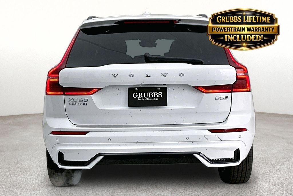 2026 Volvo XC60 B5 Plus