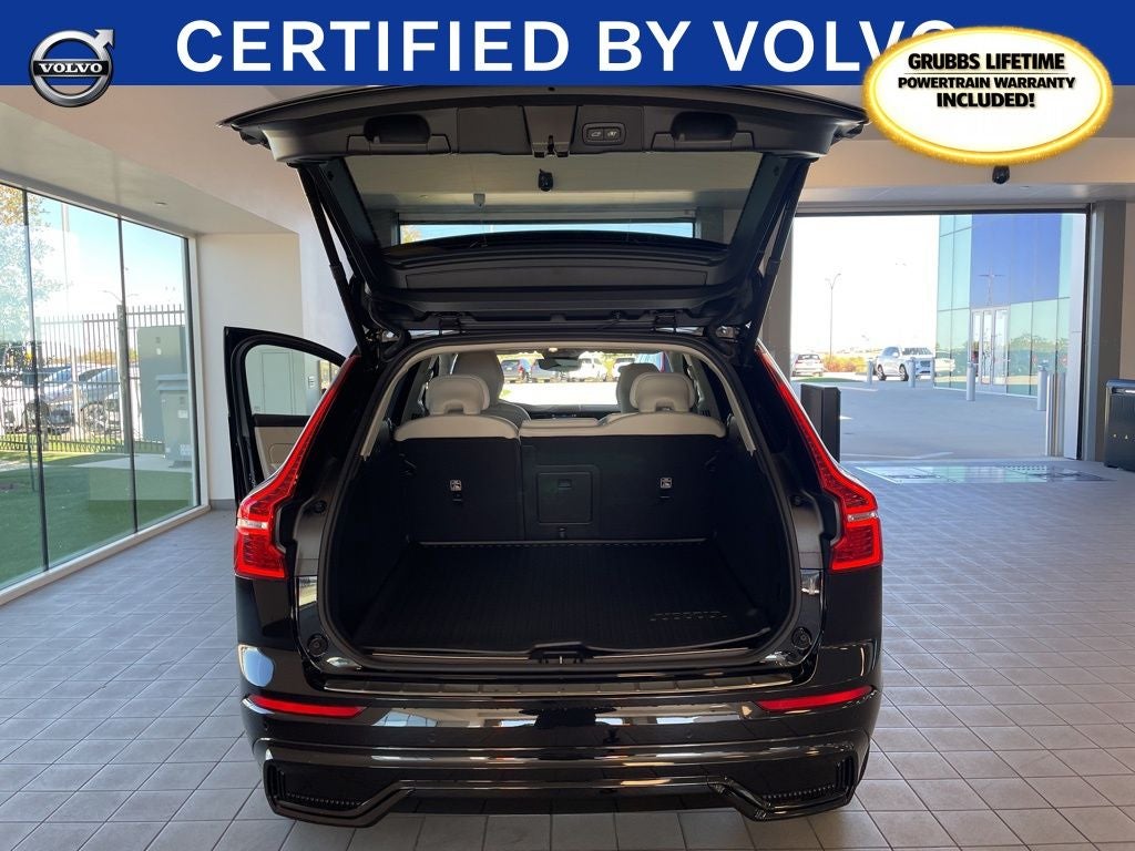 2025 Volvo XC60 PLUS