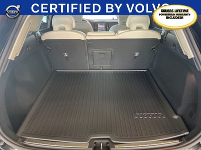 2025 Volvo XC60 PLUS