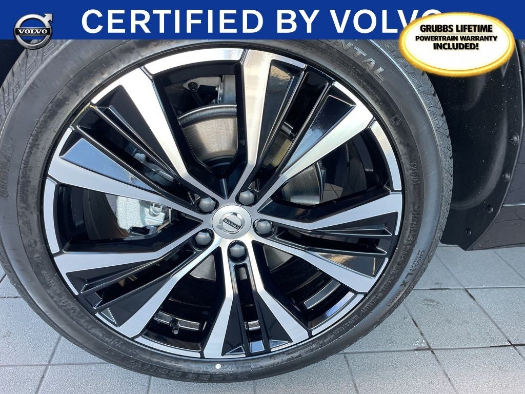 2025 Volvo XC60 PLUS