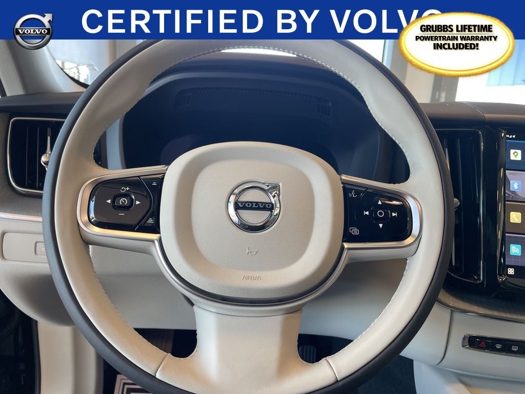 2025 Volvo XC60 PLUS