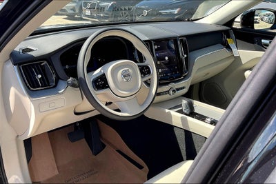 2025 Volvo XC60 B5 Plus