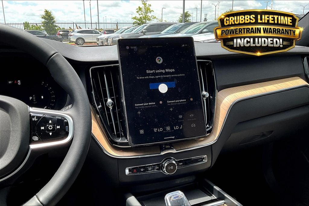 2026 Volvo XC60 B5 Plus