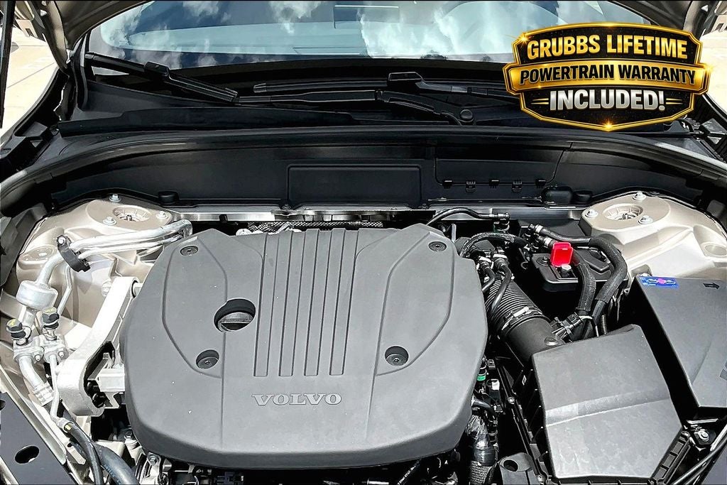 2026 Volvo XC60 B5 Plus