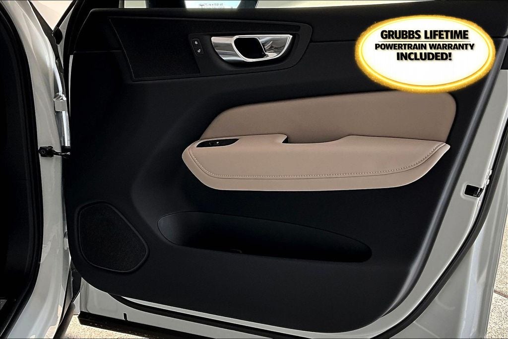 2026 Volvo XC60 B5 Plus