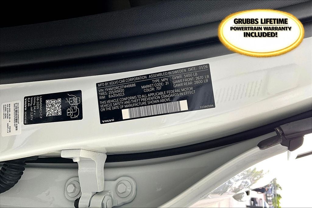 2026 Volvo XC60 B5 Plus