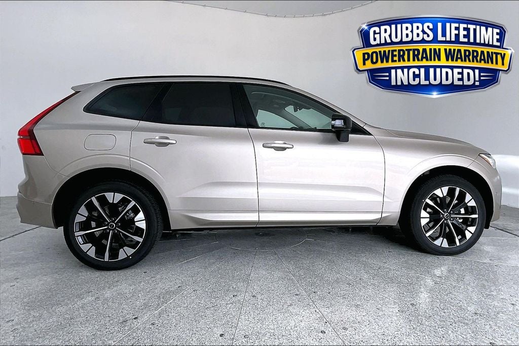 2026 Volvo XC60 B5 Plus