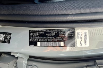 2026 Volvo XC60 B5 Plus