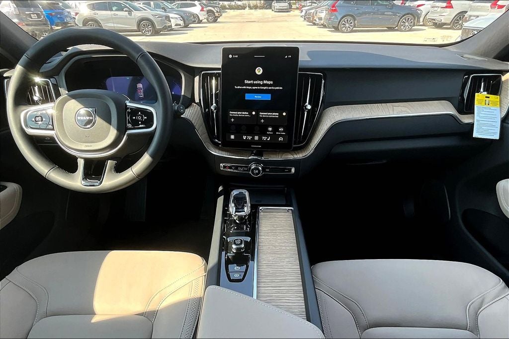 2026 Volvo XC60 B5 Plus