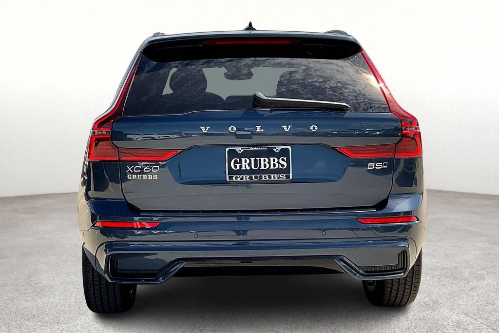 2026 Volvo XC60 B5 Plus
