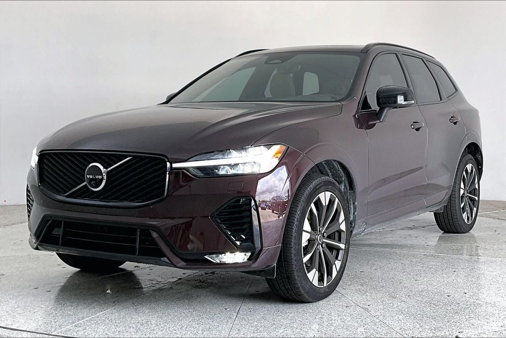 2026 Volvo XC60 B5 Plus