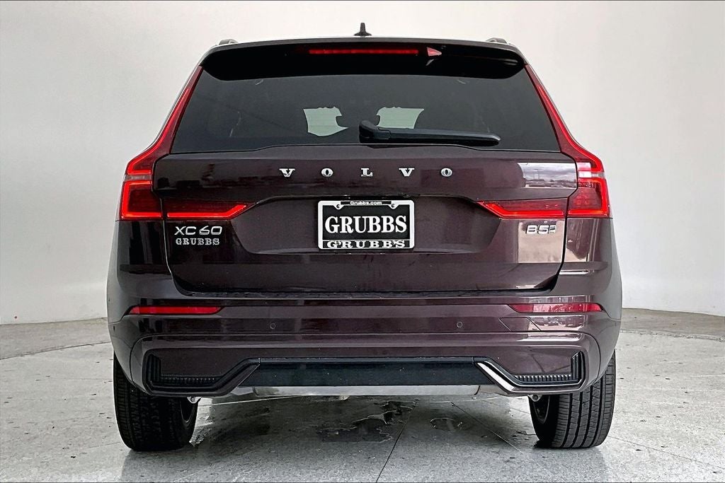 2026 Volvo XC60 B5 Plus