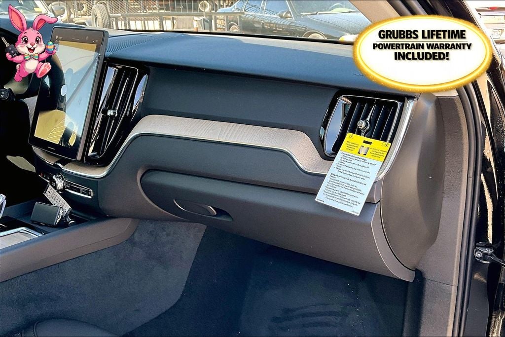 2026 Volvo XC60 B5 Plus