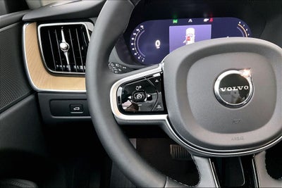 2026 Volvo XC60 B5 Plus