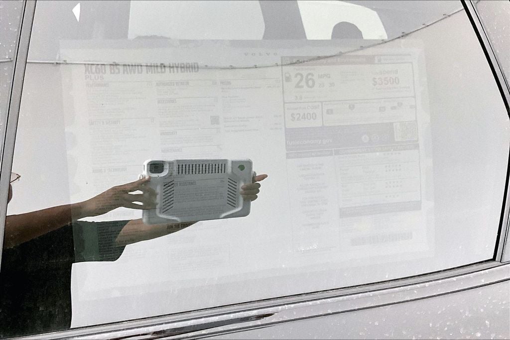 2026 Volvo XC60 B5 Plus