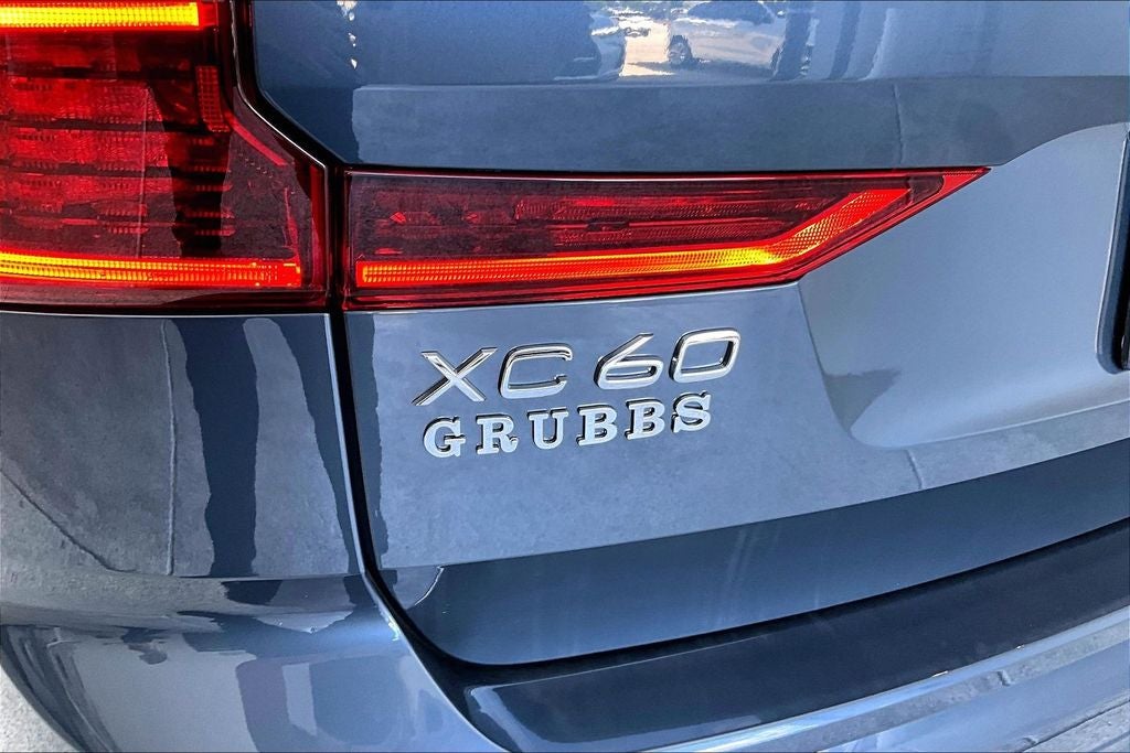 2026 Volvo XC60 B5 Plus