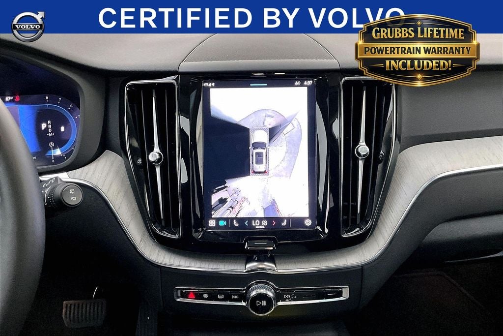 2025 Volvo XC60 B5 Plus