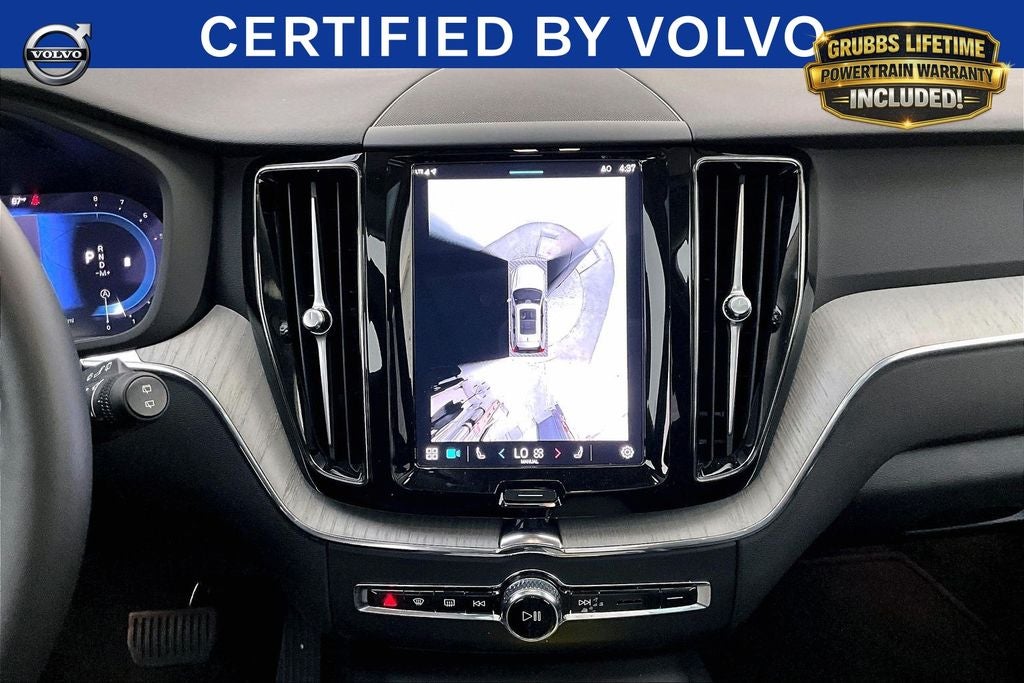 2025 Volvo XC60 B5 Plus