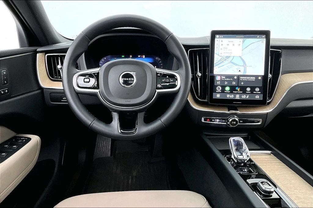 2026 Volvo XC60 B5 Plus
