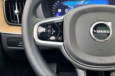 2026 Volvo XC60 B5 Plus