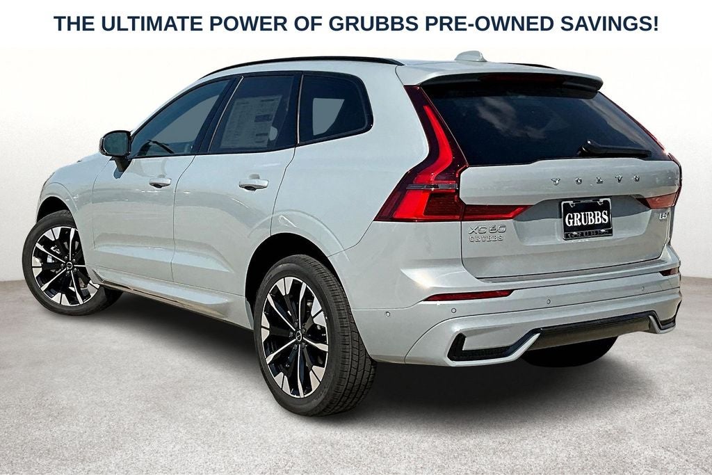 2026 Volvo XC60 B5 Plus