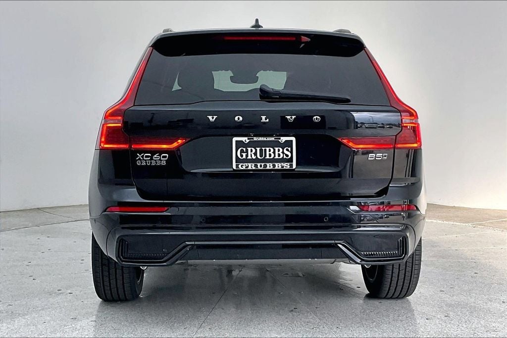 2026 Volvo XC60 B5 Plus