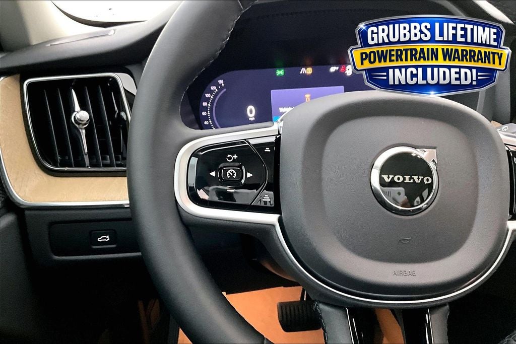 2026 Volvo XC60 B5 Plus
